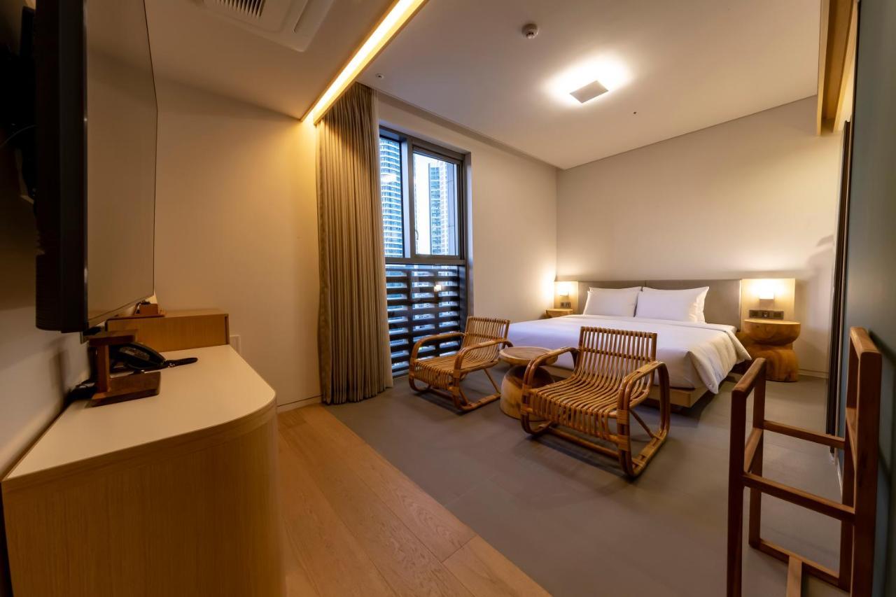 Hound Hotel Haeundae Signature Пусан Екстер'єр фото