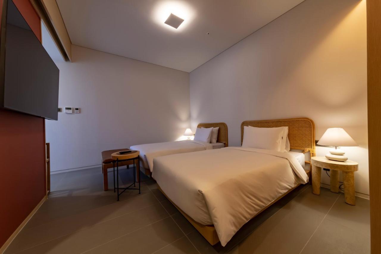 Hound Hotel Haeundae Signature Пусан Екстер'єр фото