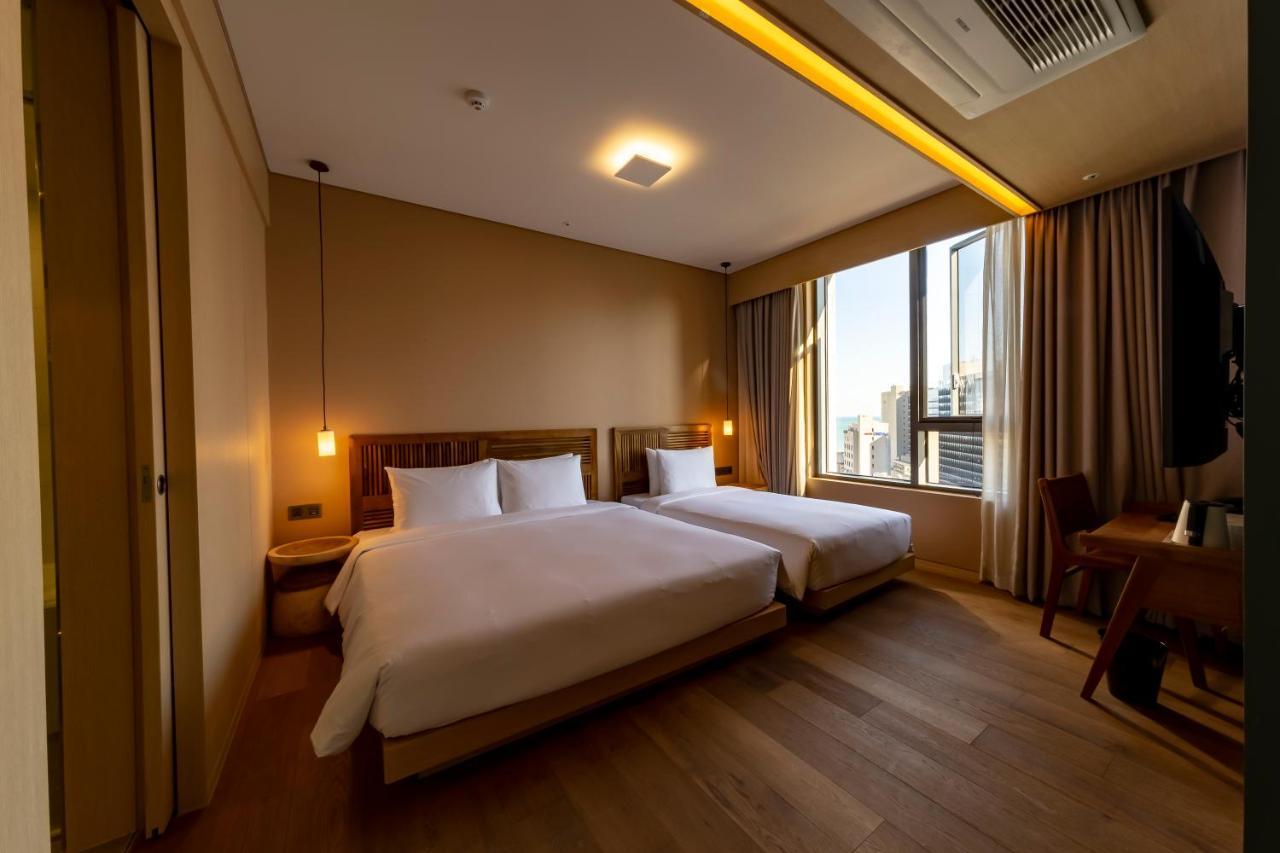 Hound Hotel Haeundae Signature Пусан Екстер'єр фото
