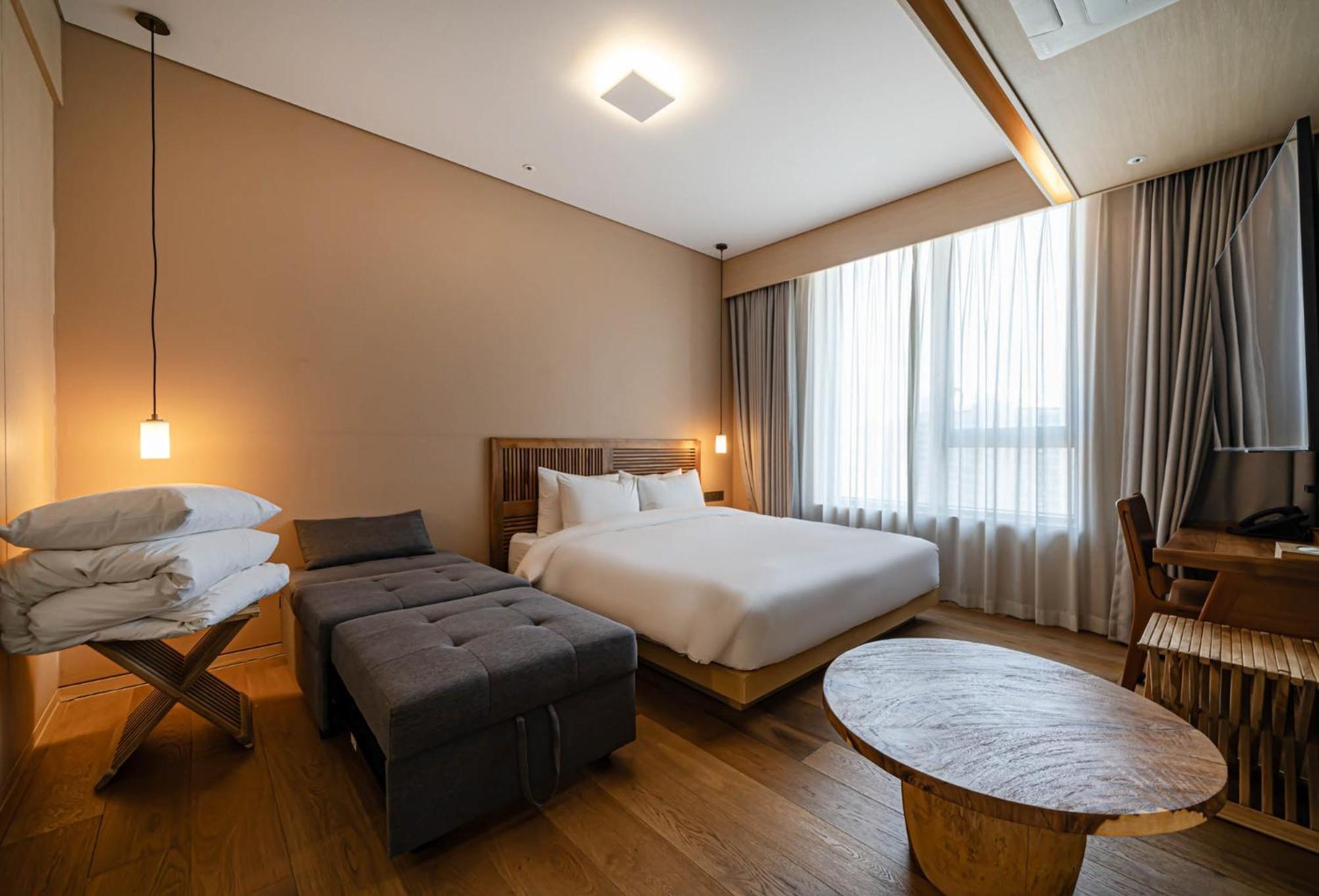 Hound Hotel Haeundae Signature Пусан Екстер'єр фото